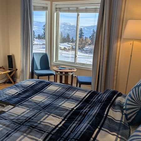 Salish B&B And Spa Вест-Келовна Екстер'єр фото