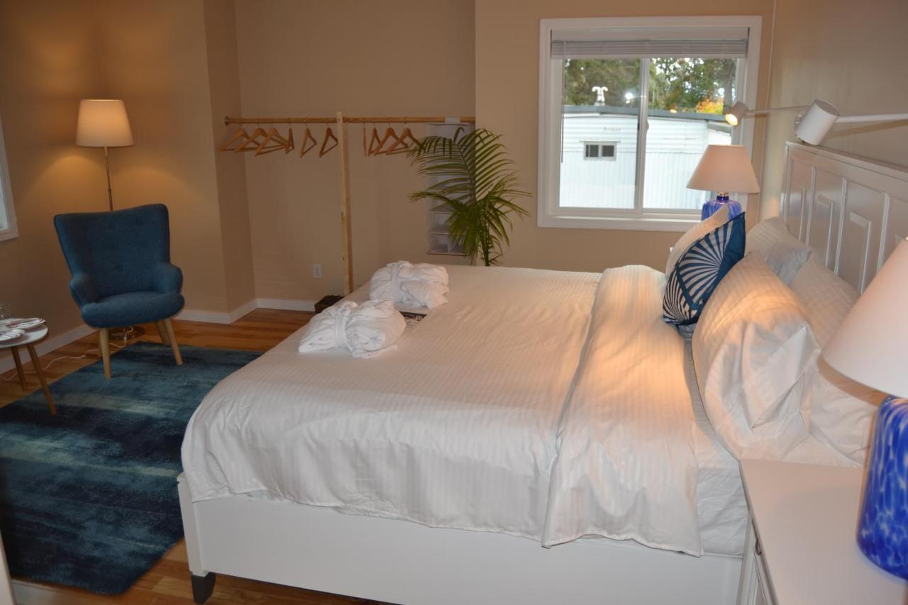 Salish B&B And Spa Вест-Келовна Екстер'єр фото