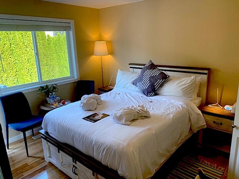Salish B&B And Spa Вест-Келовна Екстер'єр фото